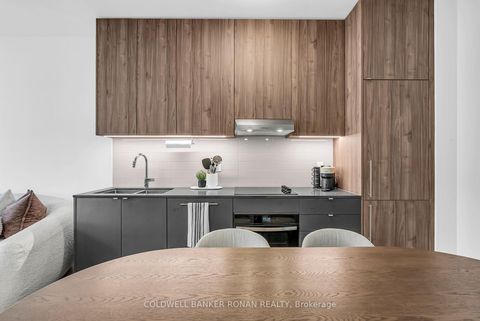 Photo 18 at F-102 - 5 Red Squirrel Lane, Rural Richmond Hill, Richmond Hill