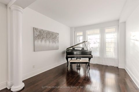 Photo 4 at 23 Samson Trail, Nobleton, King