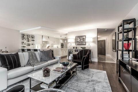 Photo 2 at 1309 - 110 Bloor Street W, Annex, Toronto