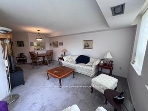 Photo 10 at 315 - 100 Arbors Lane, East Woodbridge, Vaughan