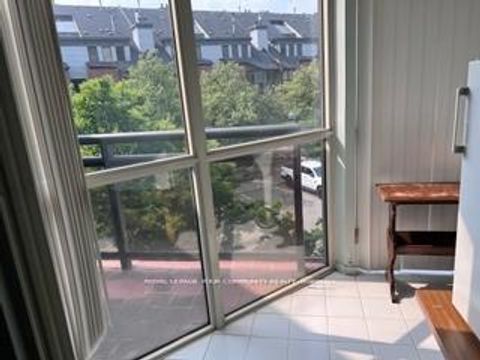 Photo 14 at 315 - 100 Arbors Lane, East Woodbridge, Vaughan