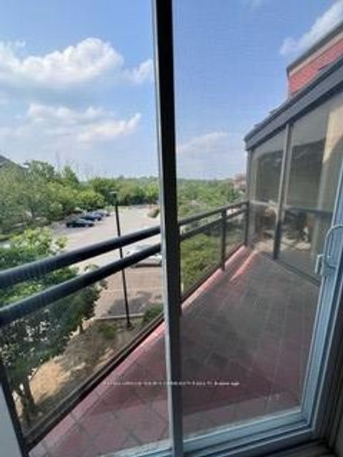 Photo 15 at 315 - 100 Arbors Lane, East Woodbridge, Vaughan