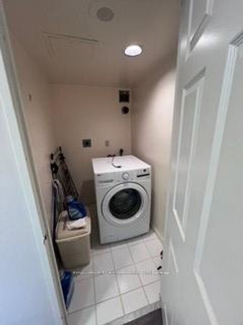 Photo 24 at 315 - 100 Arbors Lane, East Woodbridge, Vaughan