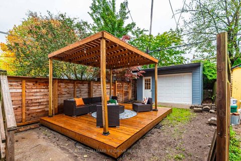 Photo 19 at 402 Milverton Boulevard, Danforth, Toronto