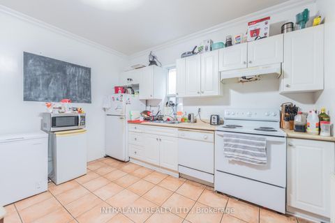 Photo 28 at 1005 Bathurst Street, Annex, Toronto