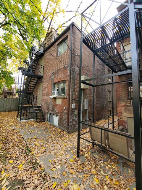 Photo 7 at 52 Dundonald Street, Yonge Corridor, Toronto