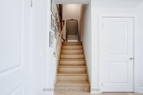 Photo 20 at 223 - 9570 Islington Avenue, Sonoma Heights, Vaughan