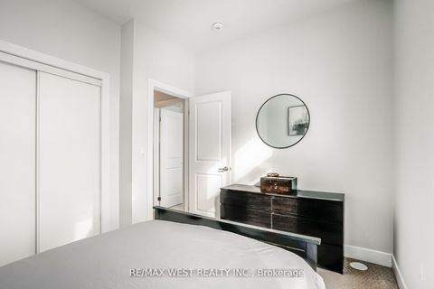 Photo 24 at 223 - 9570 Islington Avenue, Sonoma Heights, Vaughan