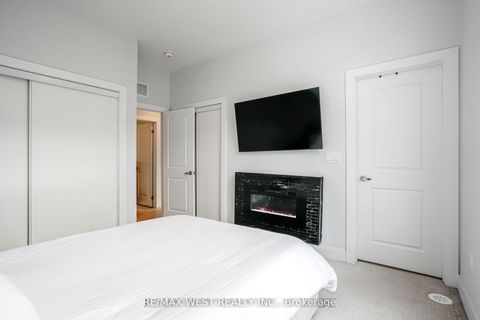 Photo 32 at 223 - 9570 Islington Avenue, Sonoma Heights, Vaughan