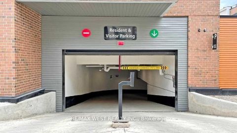 Photo 40 at 223 - 9570 Islington Avenue, Sonoma Heights, Vaughan