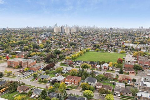 Photo 9 at 2707 - 830 Lawrence Avenue W, Glen Park, Toronto