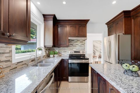 Photo 9 at 38 Whittaker Crescent, Bayview Village, Toronto