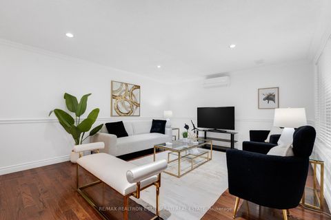 Photo 16 at 38 Whittaker Crescent, Bayview Village, Toronto