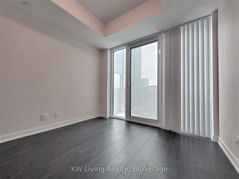 Photo 3 at 2005 - 100 Harbour Street, Waterfront Communities C1, Toronto