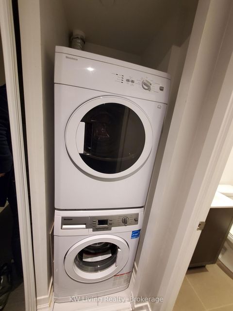 Photo 7 at 2005 - 100 Harbour Street, Waterfront Communities C1, Toronto