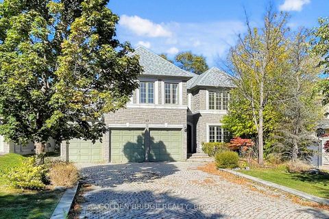 Photo 1 at 57 Cassandra Crescent, Bayview Hill, Richmond Hill