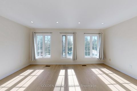 Photo 18 at 57 Cassandra Crescent, Bayview Hill, Richmond Hill