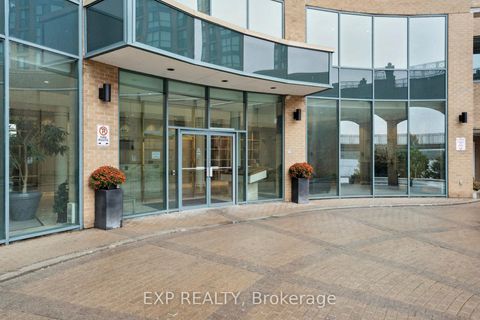 Photo 3 at 301 - 140 Dunlop Street E, City Centre, Barrie