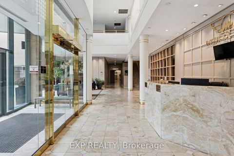 Photo 4 at 301 - 140 Dunlop Street E, City Centre, Barrie