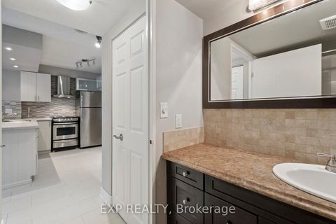 Photo 14 at 301 - 140 Dunlop Street E, City Centre, Barrie