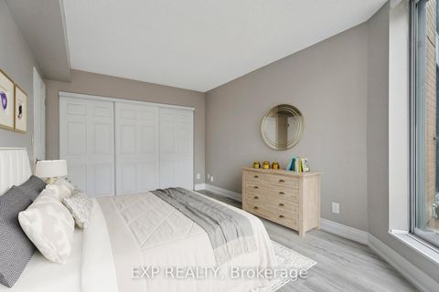 Photo 18 at 301 - 140 Dunlop Street E, City Centre, Barrie