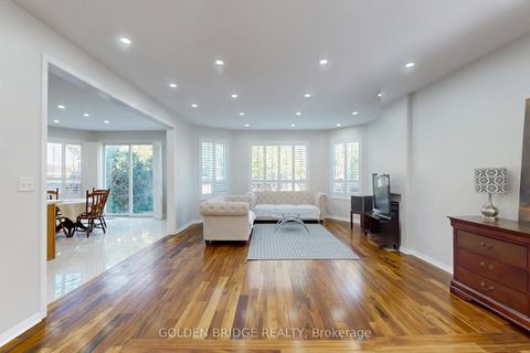 Photo 10 at 158 Worthington Avenue, Oak Ridges Lake Wilcox, Richmond Hill