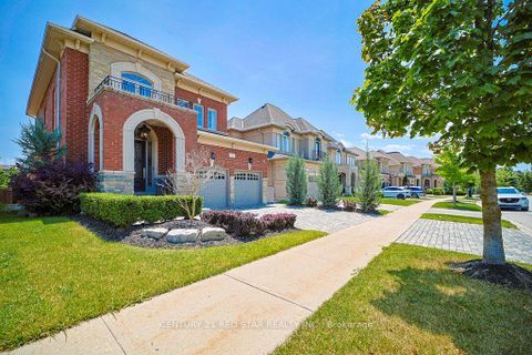 Photo 2 at 35 Stanton Avenue, Vellore Village, Vaughan