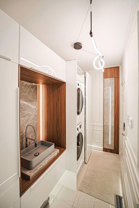 Photo 12 at 35 Stanton Avenue, Vellore Village, Vaughan