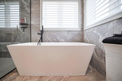 Photo 25 at 35 Stanton Avenue, Vellore Village, Vaughan