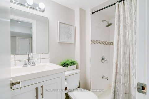 Photo 29 at 331 Scarborough Road, The Beaches, Toronto