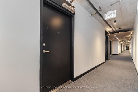 Photo 3 at 423 - 2720 Dundas Street W, Junction Area, Toronto