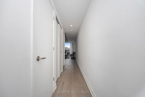 Photo 4 at 423 - 2720 Dundas Street W, Junction Area, Toronto