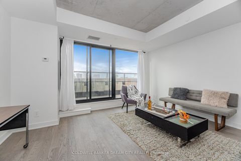 Photo 15 at 423 - 2720 Dundas Street W, Junction Area, Toronto