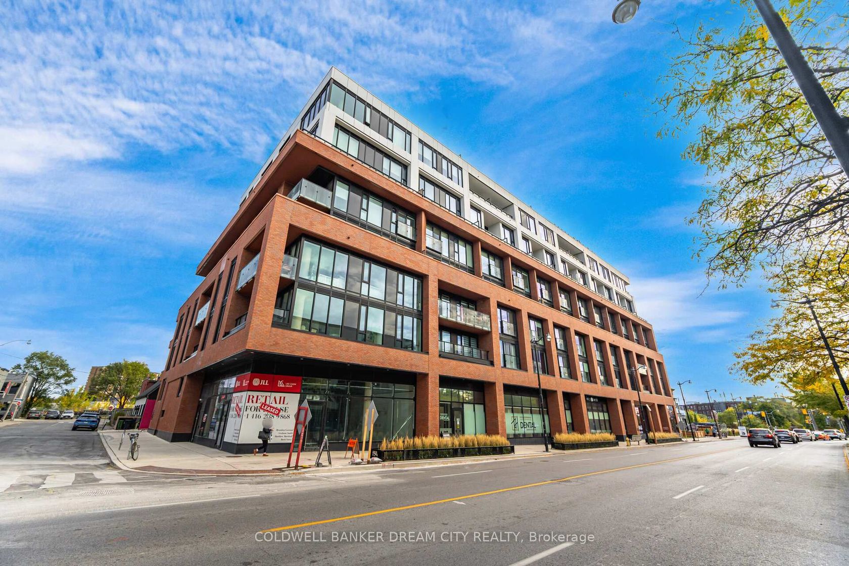 423 - 2720 Dundas Street W, Junction Area, Toronto by Loree Meneguzzi Real Estate 423 - 2720 Dundas Street W, Junction Area, Toronto