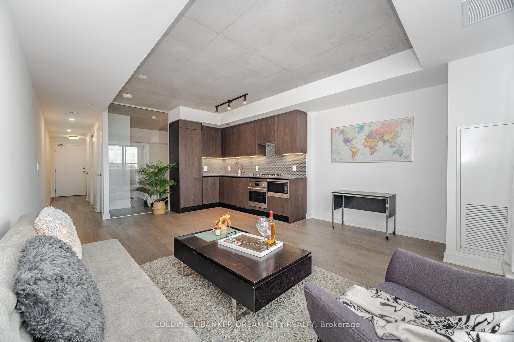 Photo 18 at 423 - 2720 Dundas Street W, Junction Area, Toronto Photo 18 at 423 - 2720 Dundas Street W, Junction Area, Toronto