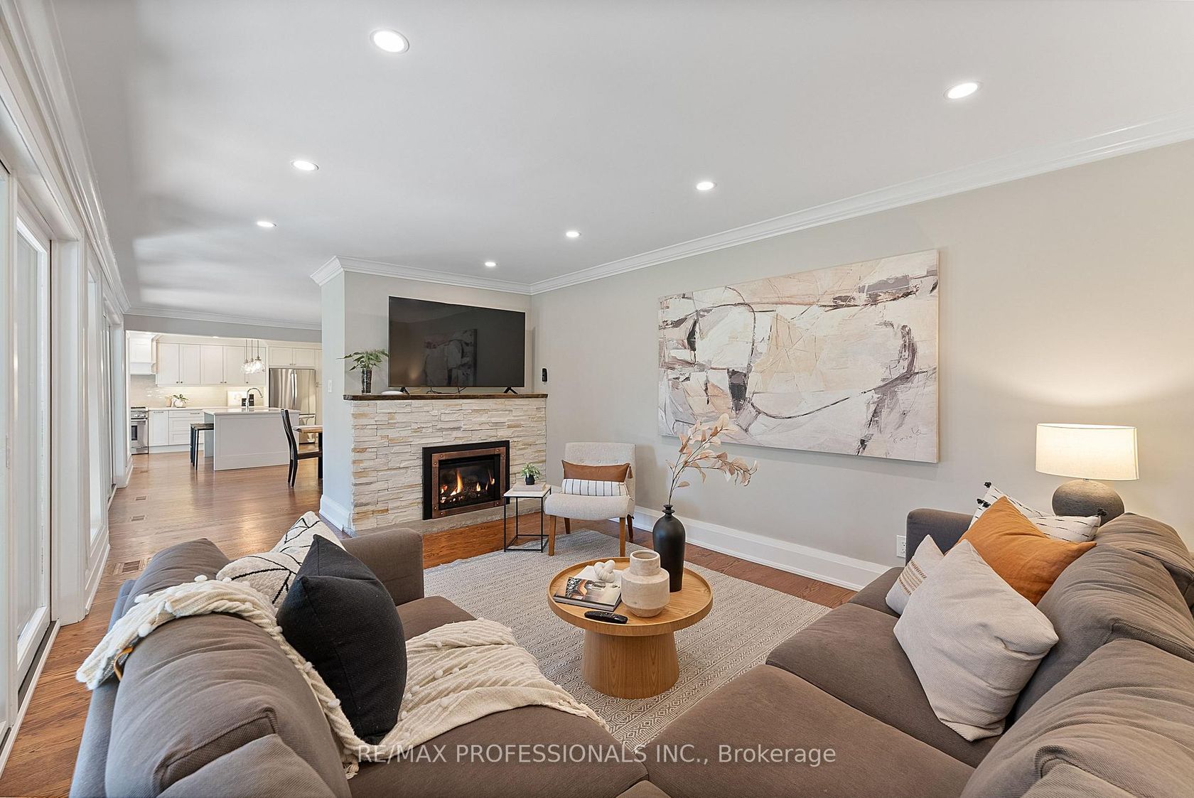 Photo 19 at 19 Palace Arch Drive, Rosethorn, Toronto Photo 19 at 19 Palace Arch Drive, Rosethorn, Toronto