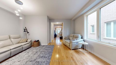 Photo 6 at 125 Walter Sinclair Court, Jefferson, Richmond Hill