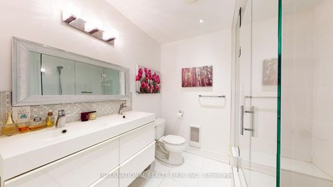 Photo 17 at 19 Lillooet Crescent S, North Richvale, Richmond Hill Photo 17 at 19 Lillooet Crescent S, North Richvale, Richmond Hill