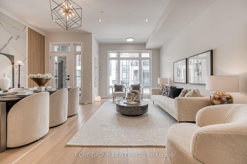 Photo 1 at 21 Ingersoll Lane, Jefferson, Richmond Hill