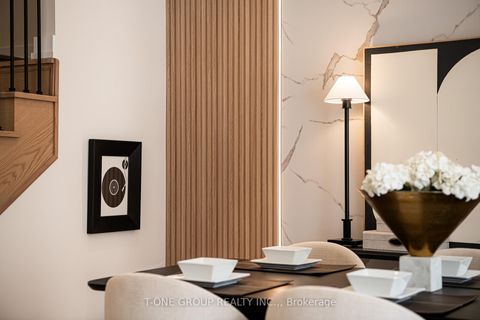 Photo 25 at 21 Ingersoll Lane, Jefferson, Richmond Hill