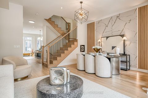 Photo 26 at 21 Ingersoll Lane, Jefferson, Richmond Hill