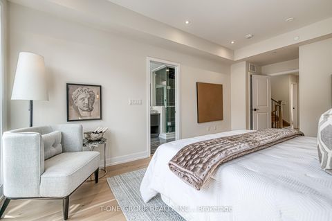 Photo 35 at 21 Ingersoll Lane, Jefferson, Richmond Hill