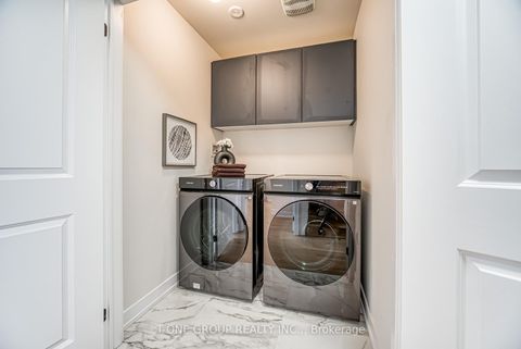 Photo 37 at 21 Ingersoll Lane, Jefferson, Richmond Hill