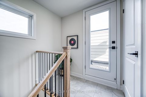 Photo 41 at 21 Ingersoll Lane, Jefferson, Richmond Hill