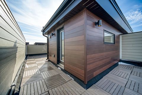 Photo 42 at 21 Ingersoll Lane, Jefferson, Richmond Hill