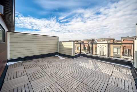 Photo 43 at 21 Ingersoll Lane, Jefferson, Richmond Hill