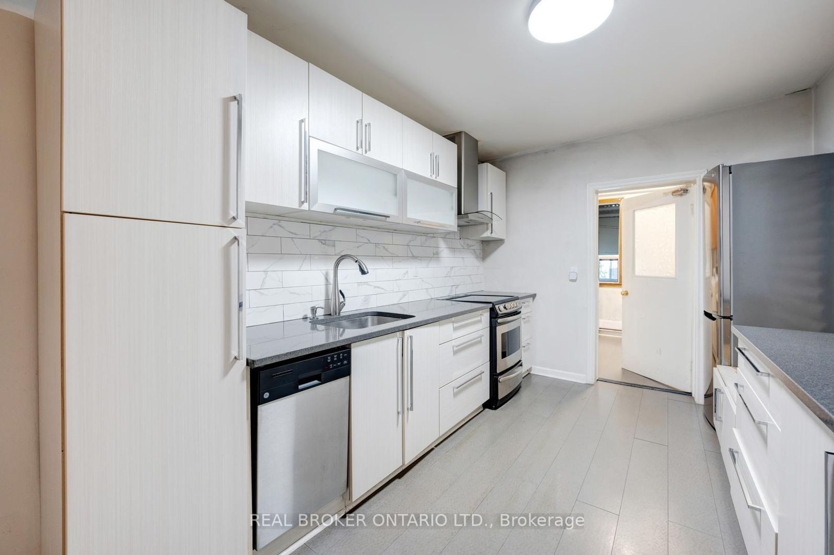 Photo 7 at 195 Islington Avenue, New Toronto, Toronto Photo 7 at 195 Islington Avenue, New Toronto, Toronto