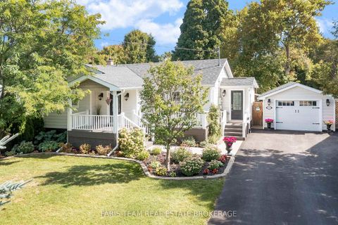 Photo 1 at 229 Cox Mill Road, Painswick North, Barrie Photo 1 at 229 Cox Mill Road, Painswick North, Barrie