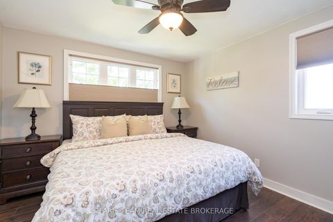 Photo 13 at 229 Cox Mill Road, Painswick North, Barrie