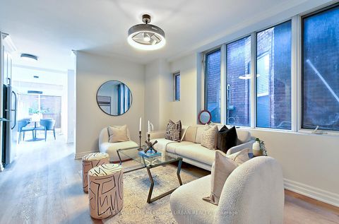 Photo 5 at 789 Markham Street, Annex, Toronto